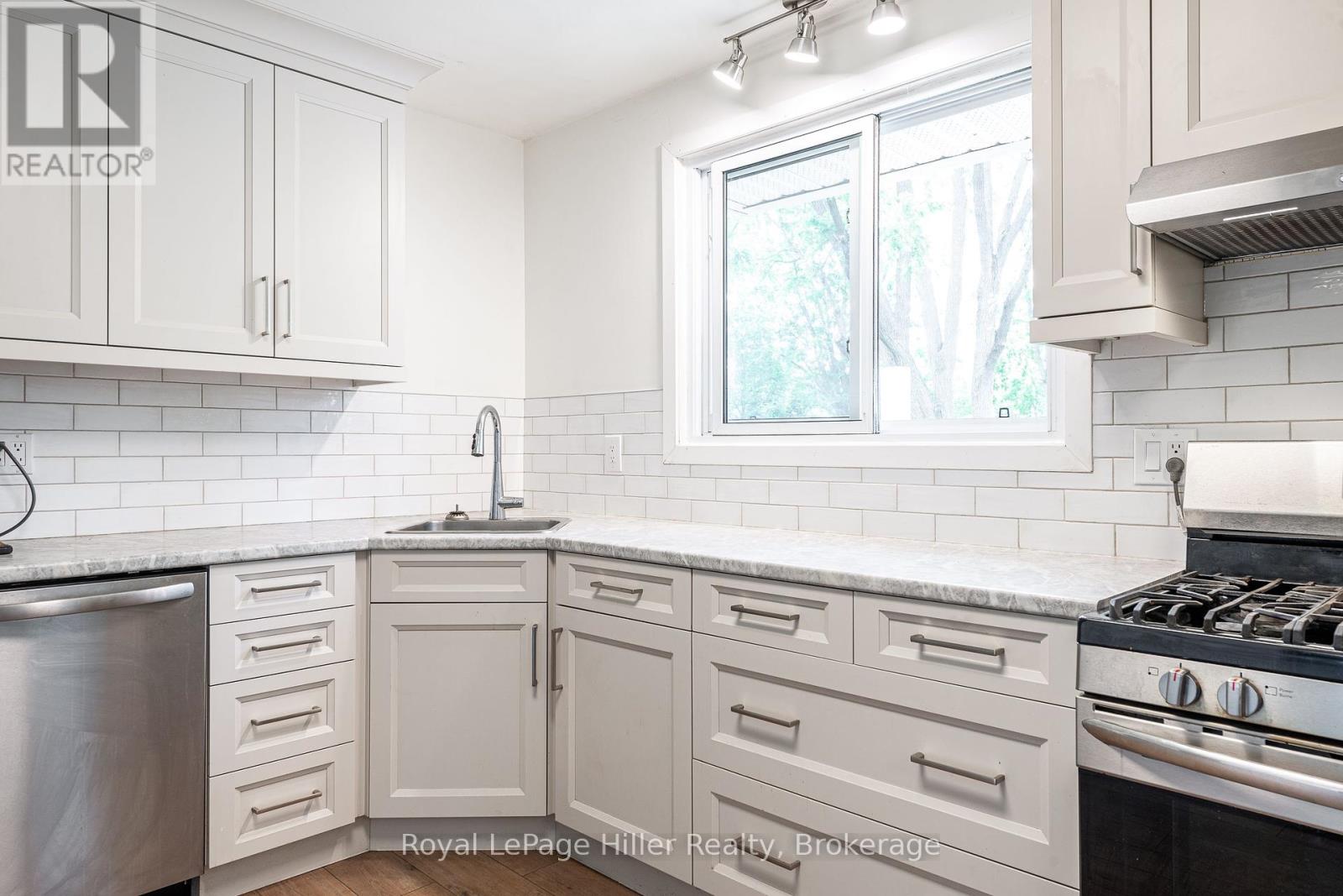335 Britannia Street, Stratford, Ontario  N5A 5Z9 - Photo 17 - X12226111