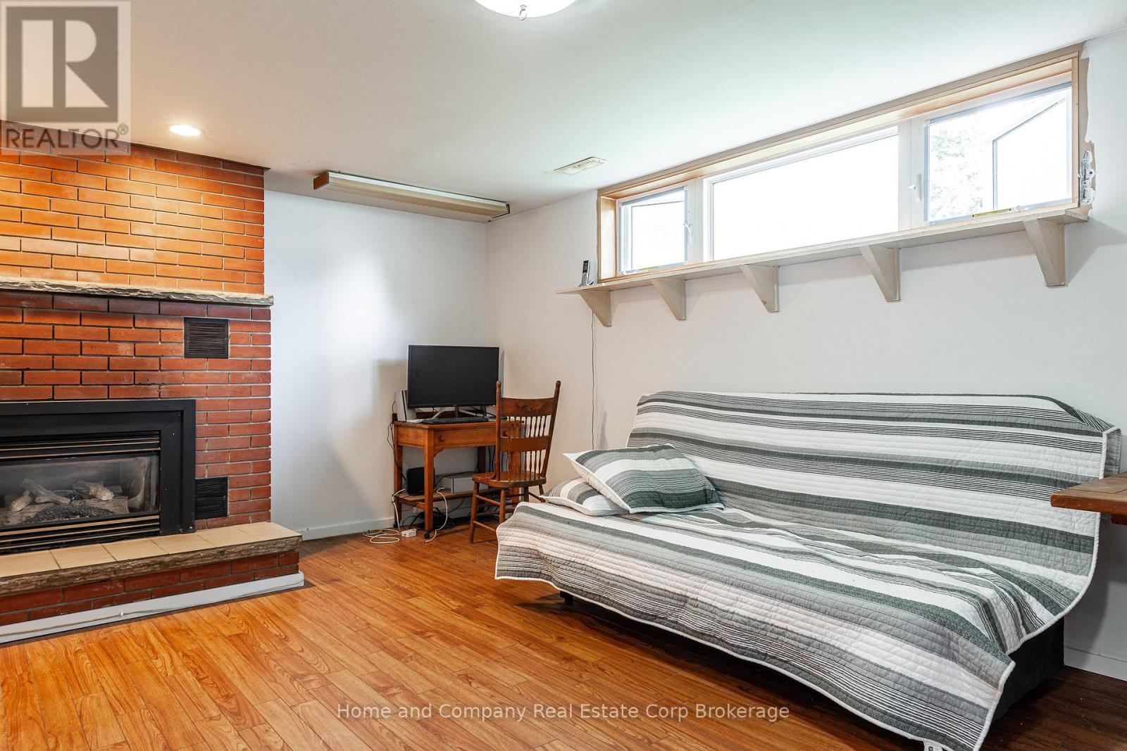 335 Britannia Street, Stratford, Ontario  N5A 5Z9 - Photo 28 - X12226111