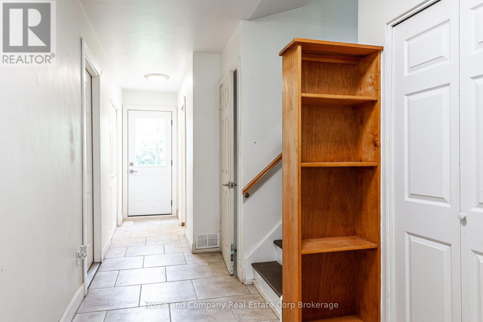 335 Britannia Street, Stratford, Ontario  N5A 5Z9 - Photo 4 - X12226111