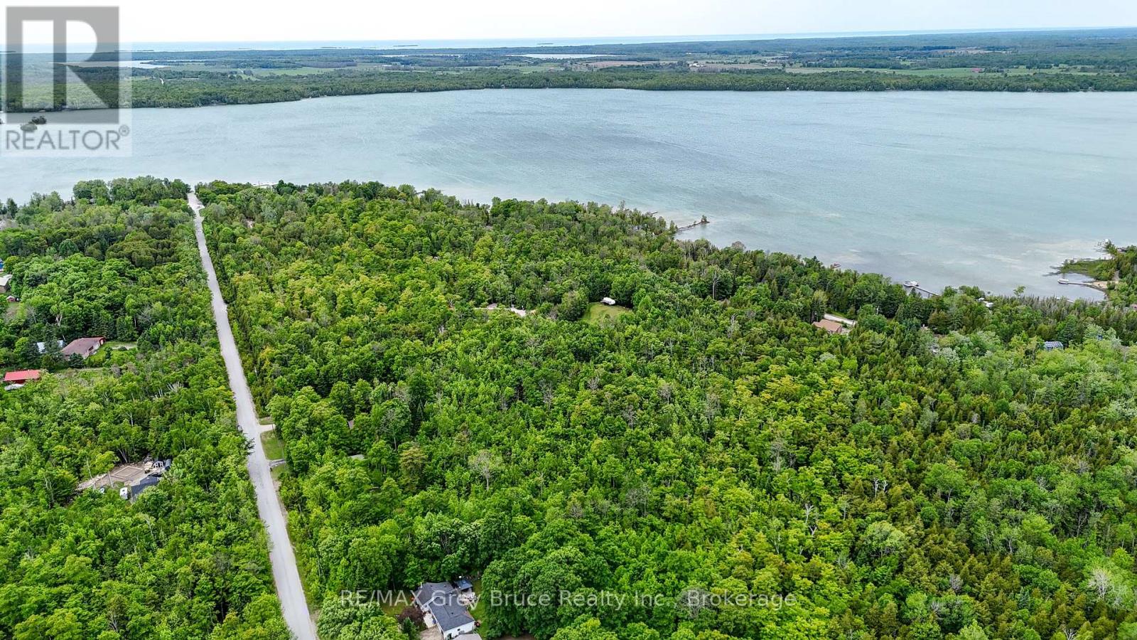 00 Parkside Avenue, South Bruce Peninsula, Ontario  N0H 2T0 - Photo 7 - X12226167