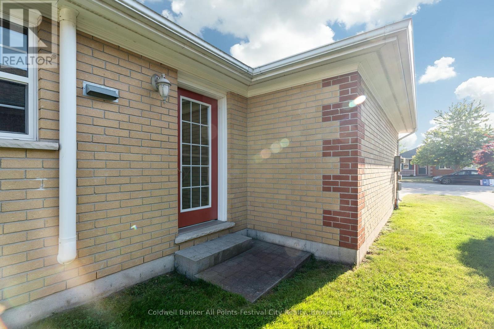 411 Warren Street, Goderich, Ontario  N7A 4M5 - Photo 31 - X12226180