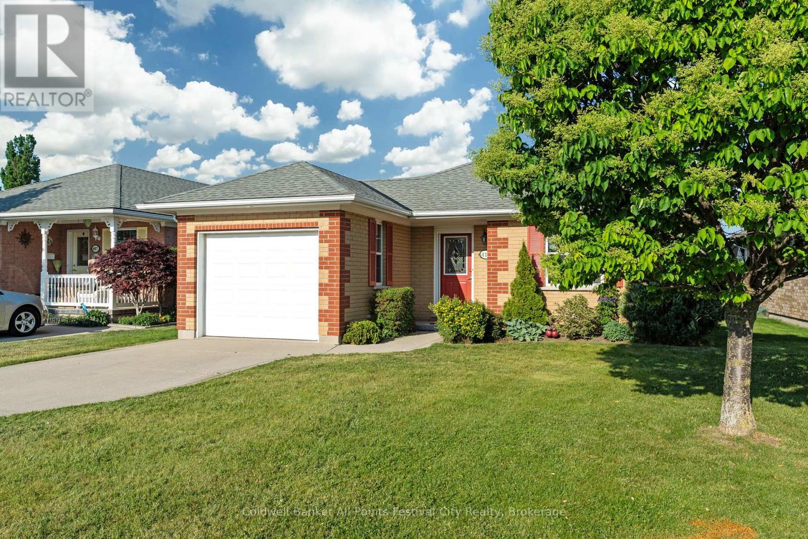 411 Warren Street, Goderich, Ontario  N7A 4M5 - Photo 4 - X12226180