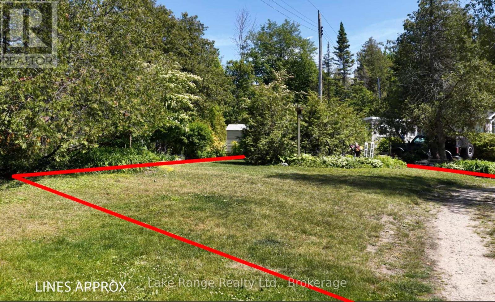 921 Cedar Trail, Huron-Kinloss, Ontario  N0G 2R0 - Photo 13 - X12226317