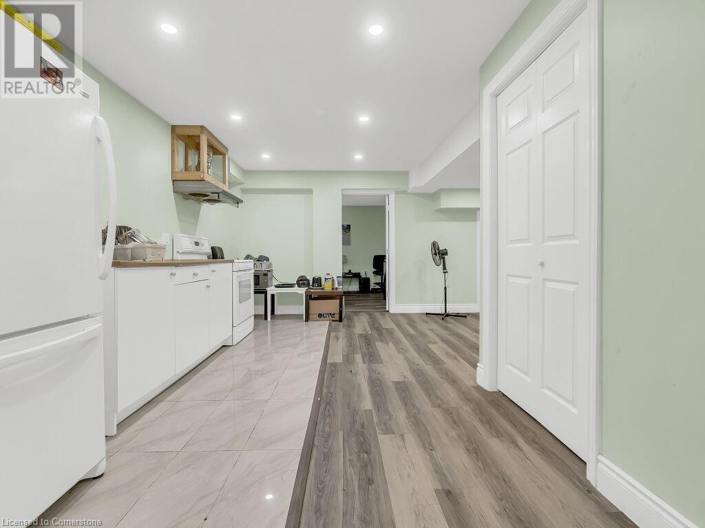 552 Linden Drive, Cambridge, Ontario  N3H 5L5 - Photo 41 - 40742064
