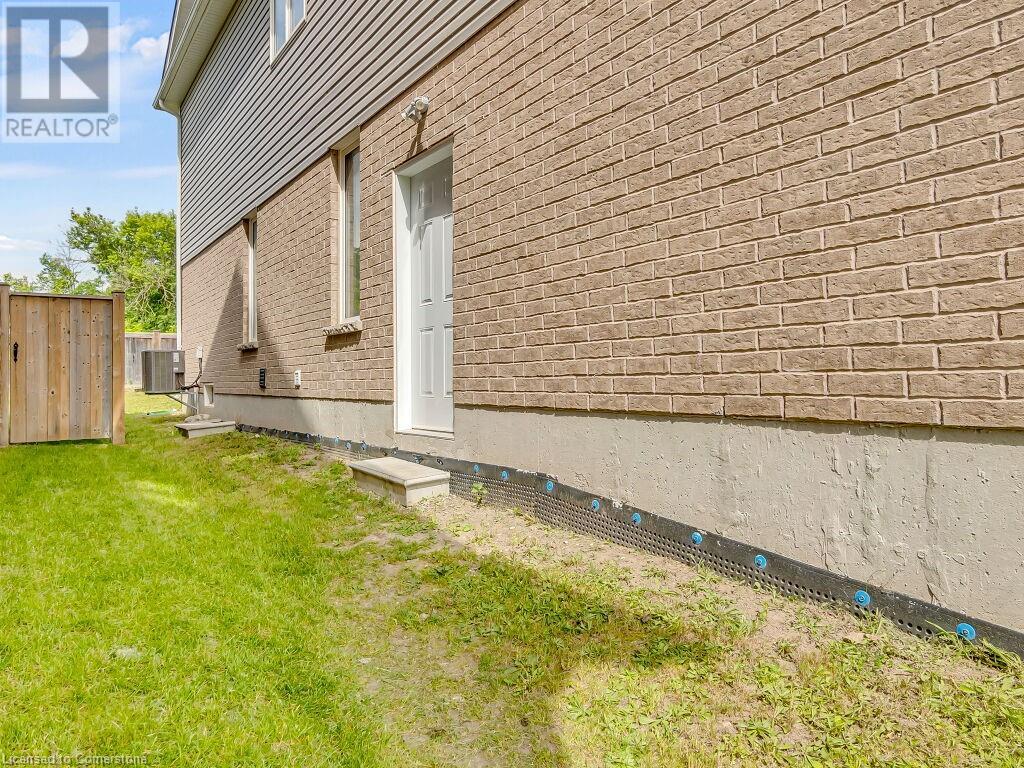 552 Linden Drive, Cambridge, Ontario  N3H 5L5 - Photo 48 - 40742064