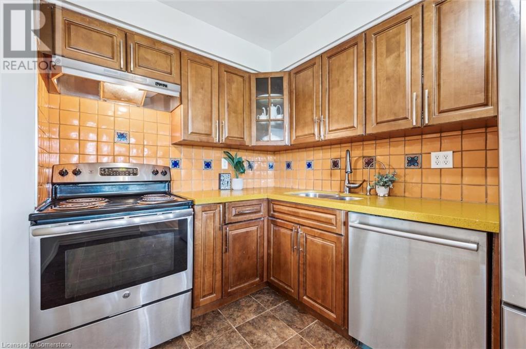 223 Pioneer Drive Unit# C21, Kitchener, Ontario  N2P 1L9 - Photo 11 - 40742163