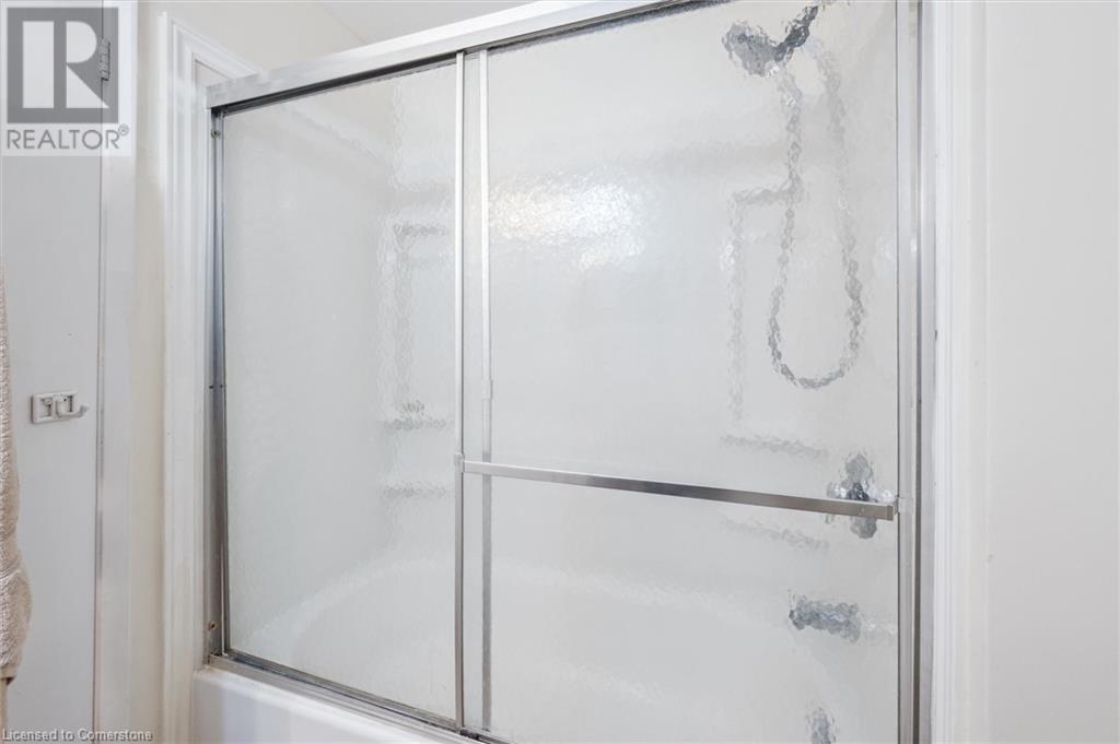 223 Pioneer Drive Unit# C21, Kitchener, Ontario  N2P 1L9 - Photo 24 - 40742163