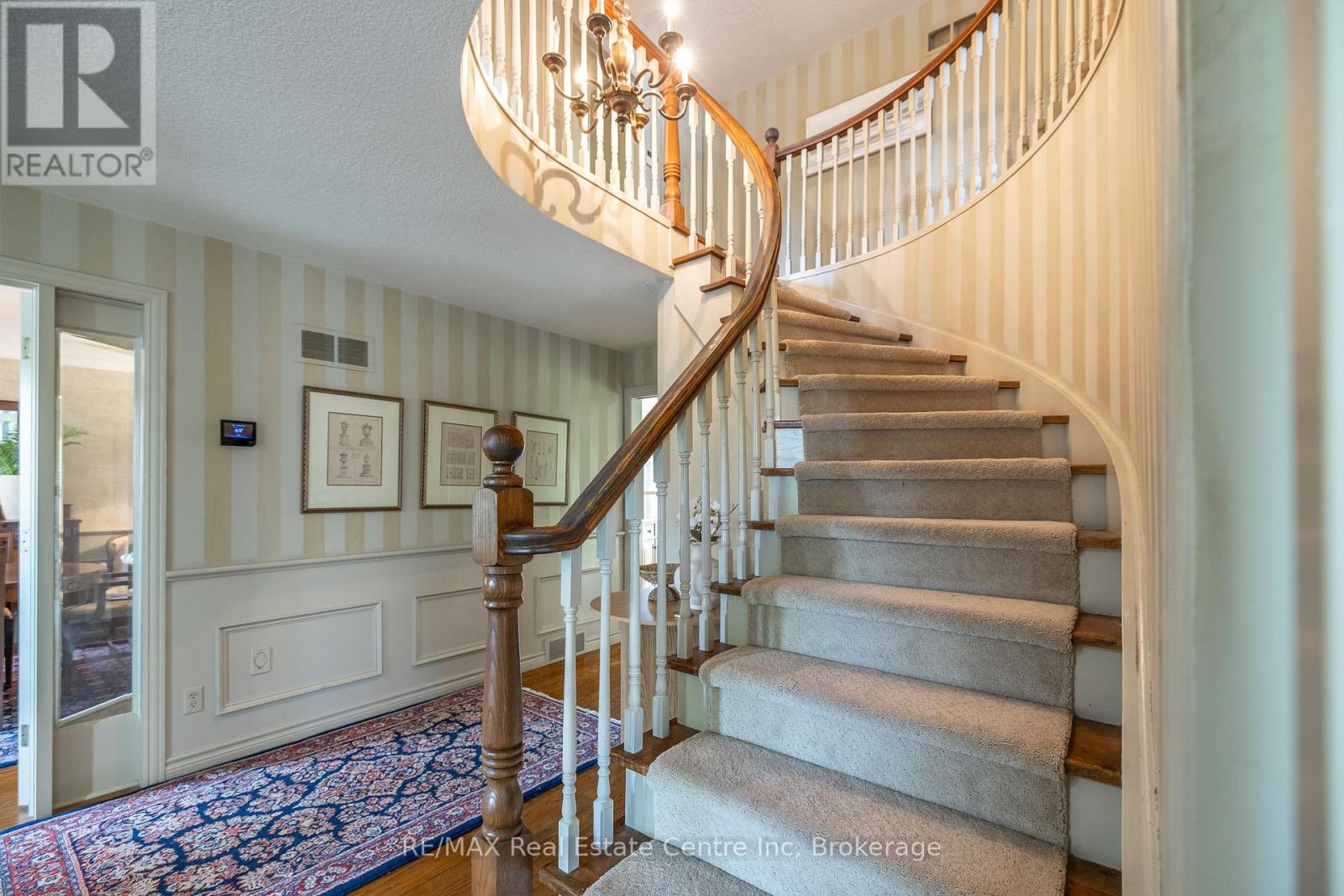 27 Colborn Street, Guelph, Ontario  N1G 2M4 - Photo 24 - X12226549