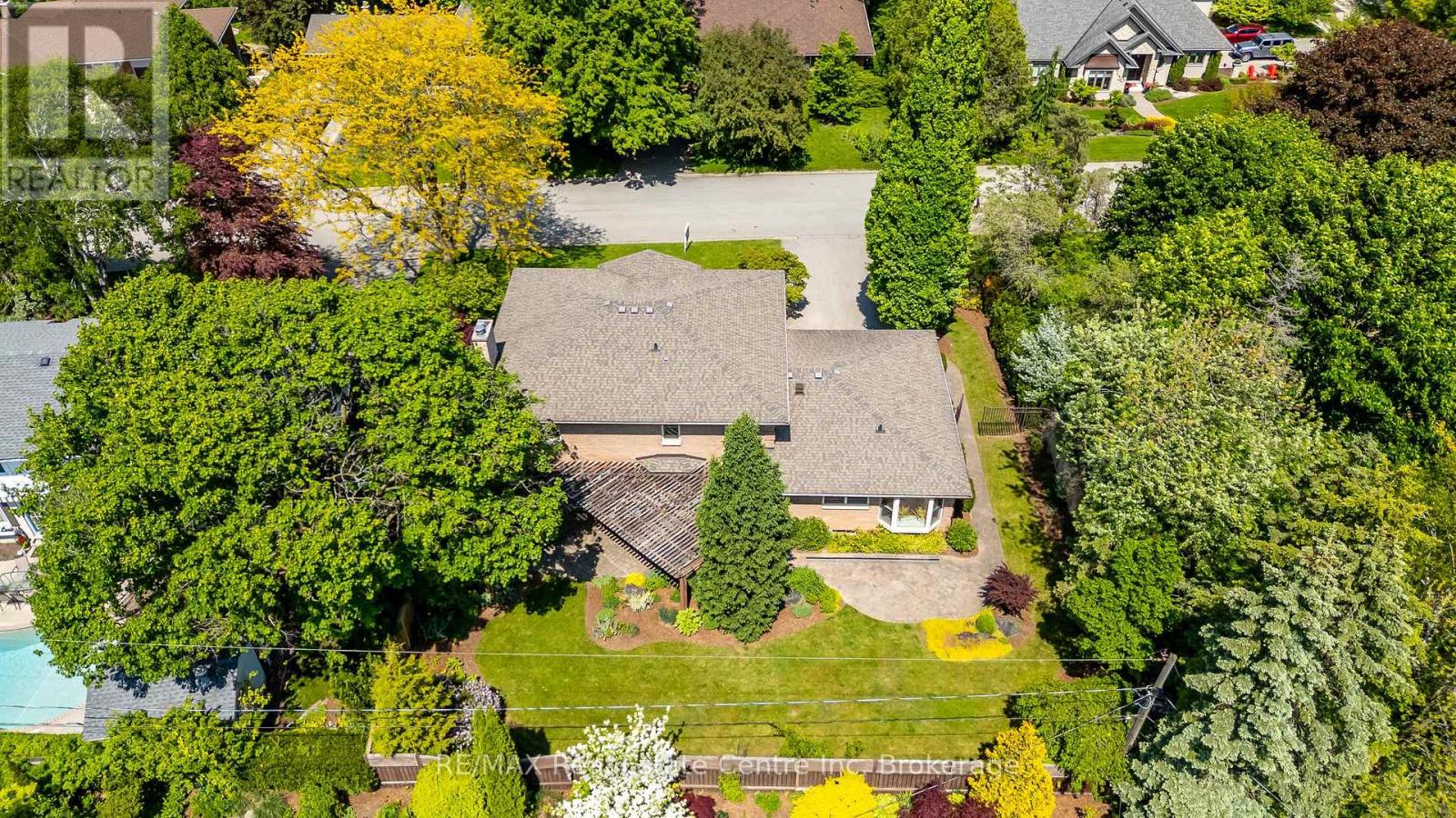 27 Colborn Street, Guelph, Ontario  N1G 2M4 - Photo 46 - X12226549