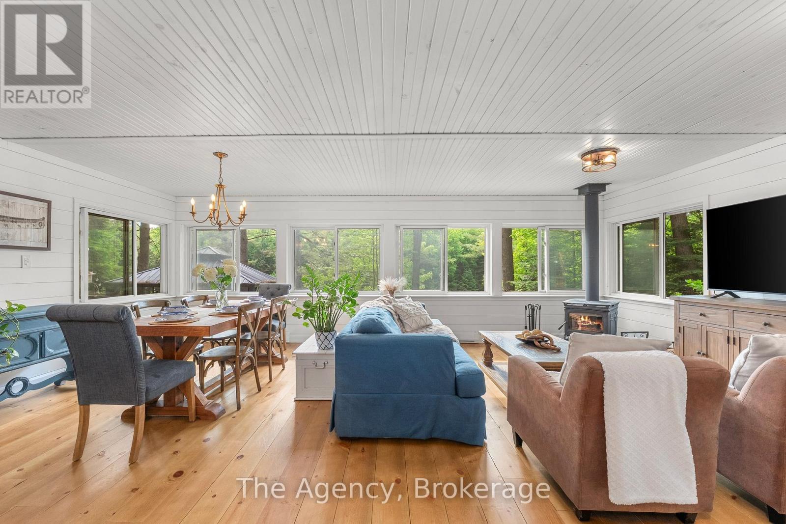 1333 Sherwood Forest Road, Bracebridge, Ontario  P1L 1X3 - Photo 12 - X12226593