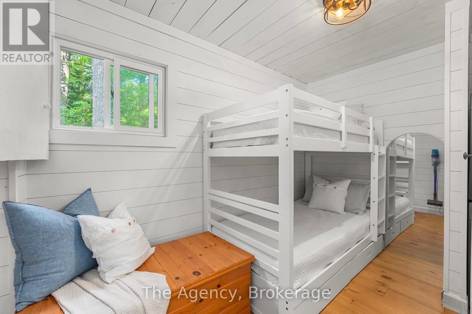 1333 Sherwood Forest Road, Bracebridge, Ontario  P1L 1X3 - Photo 18 - X12226593