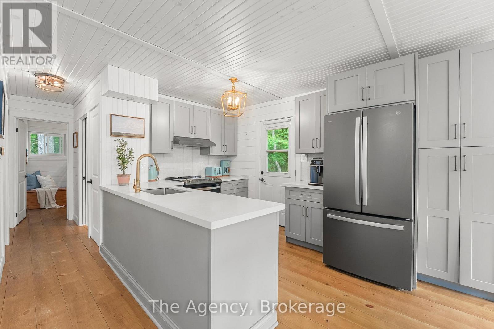1333 Sherwood Forest Road, Bracebridge, Ontario  P1L 1X3 - Photo 7 - X12226593