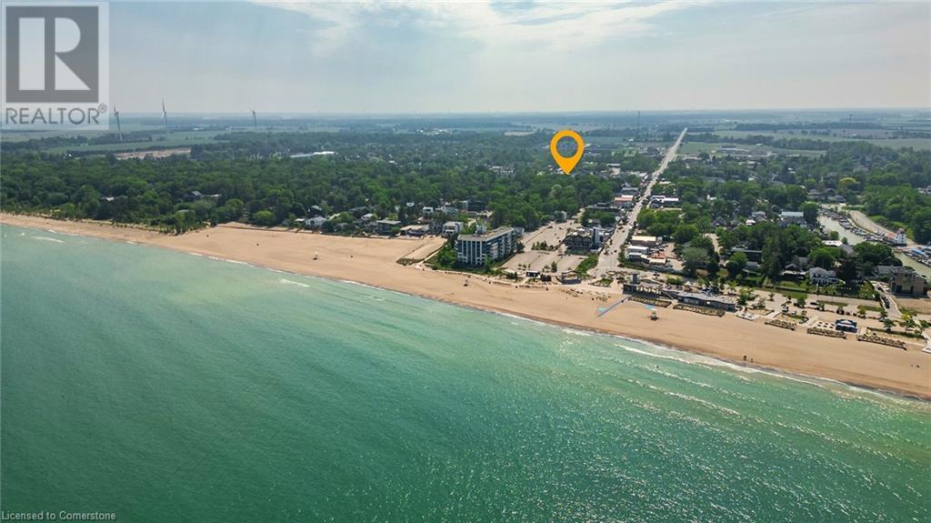 28 Centre Street, Grand Bend, Ontario  N0M 1T0 - Photo 37 - 40741952