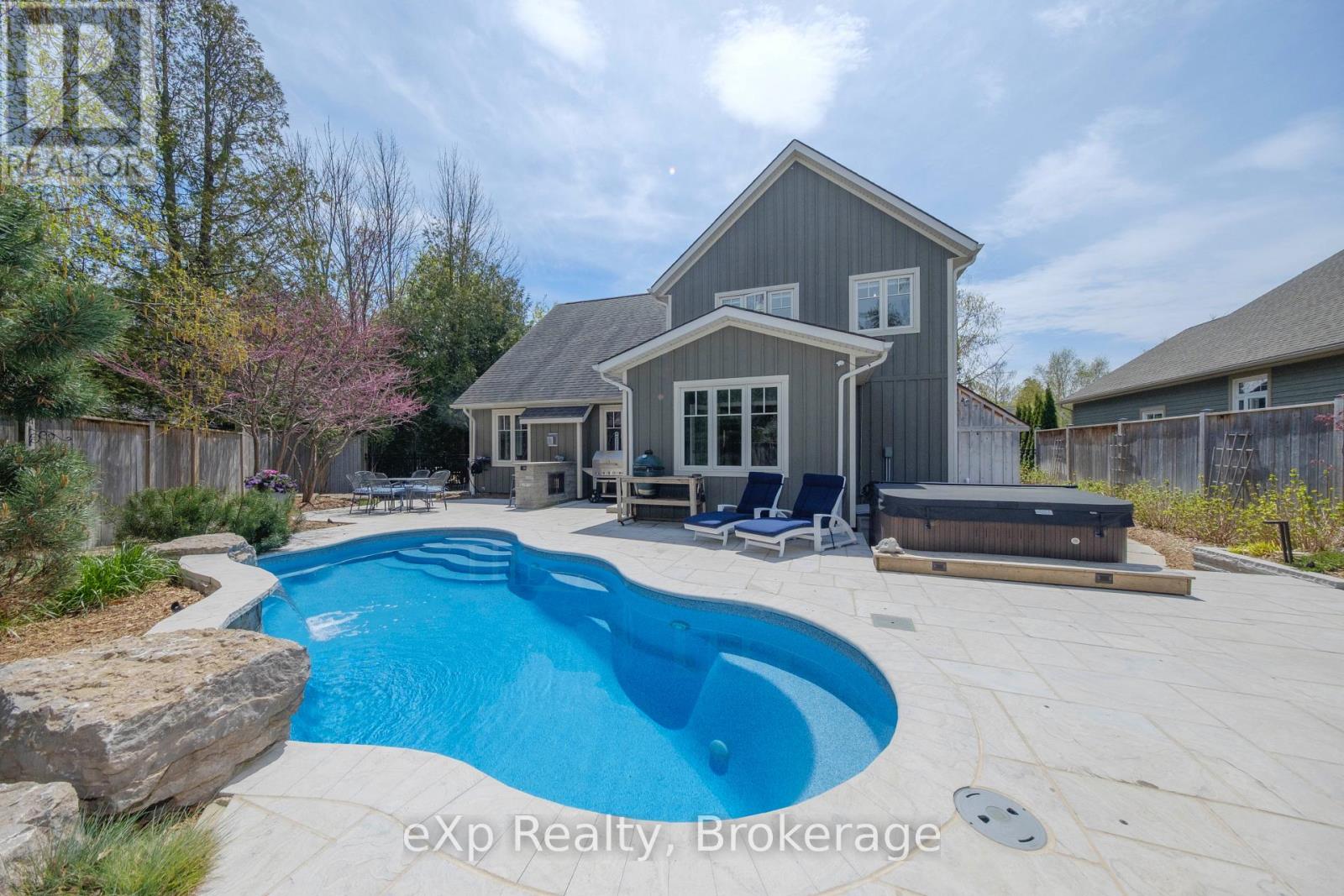 465 Creekwood Drive N, Saugeen Shores, Ontario  N0H 2L0 - Photo 23 - X12226775