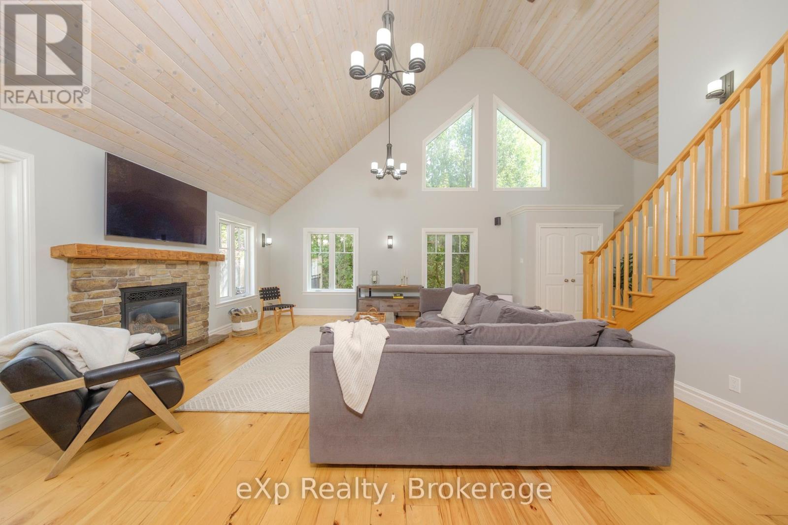 465 Creekwood Drive N, Saugeen Shores, Ontario  N0H 2L0 - Photo 24 - X12226775