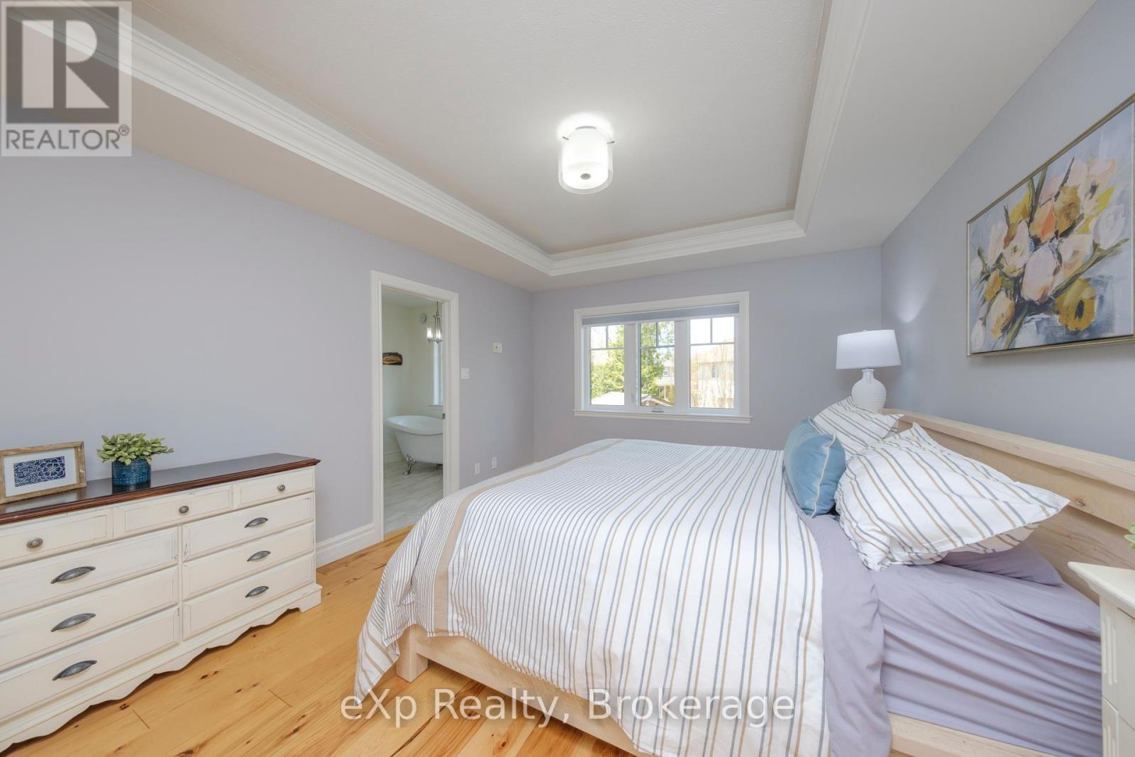 465 Creekwood Drive N, Saugeen Shores, Ontario  N0H 2L0 - Photo 30 - X12226775