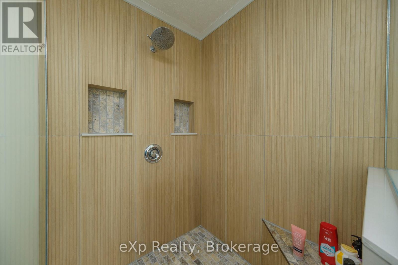 465 Creekwood Drive N, Saugeen Shores, Ontario  N0H 2L0 - Photo 34 - X12226775