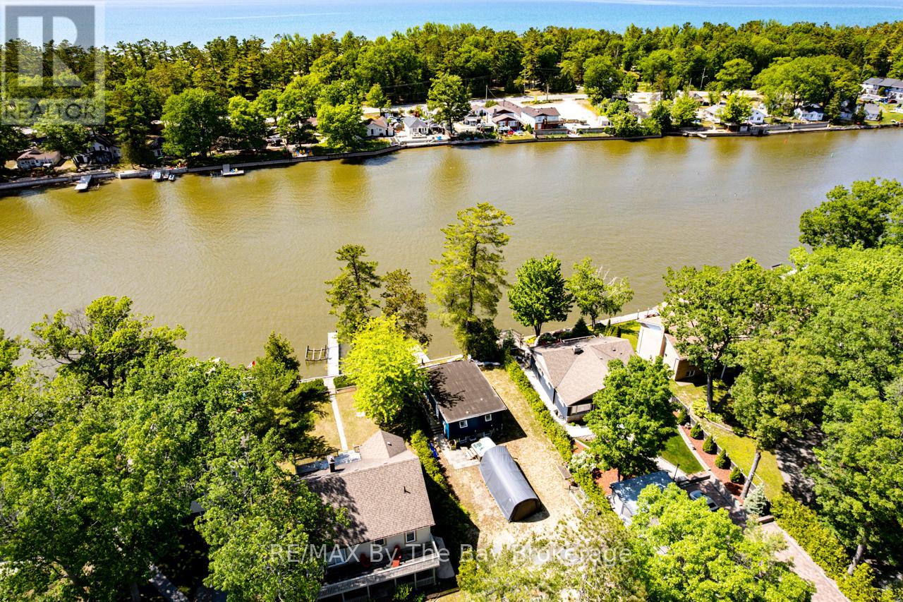 1250 RIVER ROAD W, Wasaga Beach, Ontario