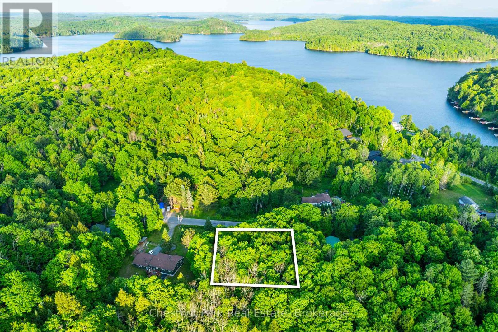 56 VERNON LANE, Huntsville, Ontario