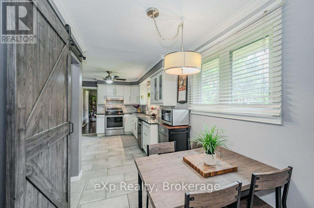 8 Malvern Crescent, Guelph, Ontario  N1L 1G8 - Photo 12 - X12227012