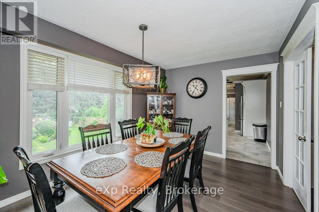 8 Malvern Crescent, Guelph, Ontario  N1L 1G8 - Photo 8 - X12227012