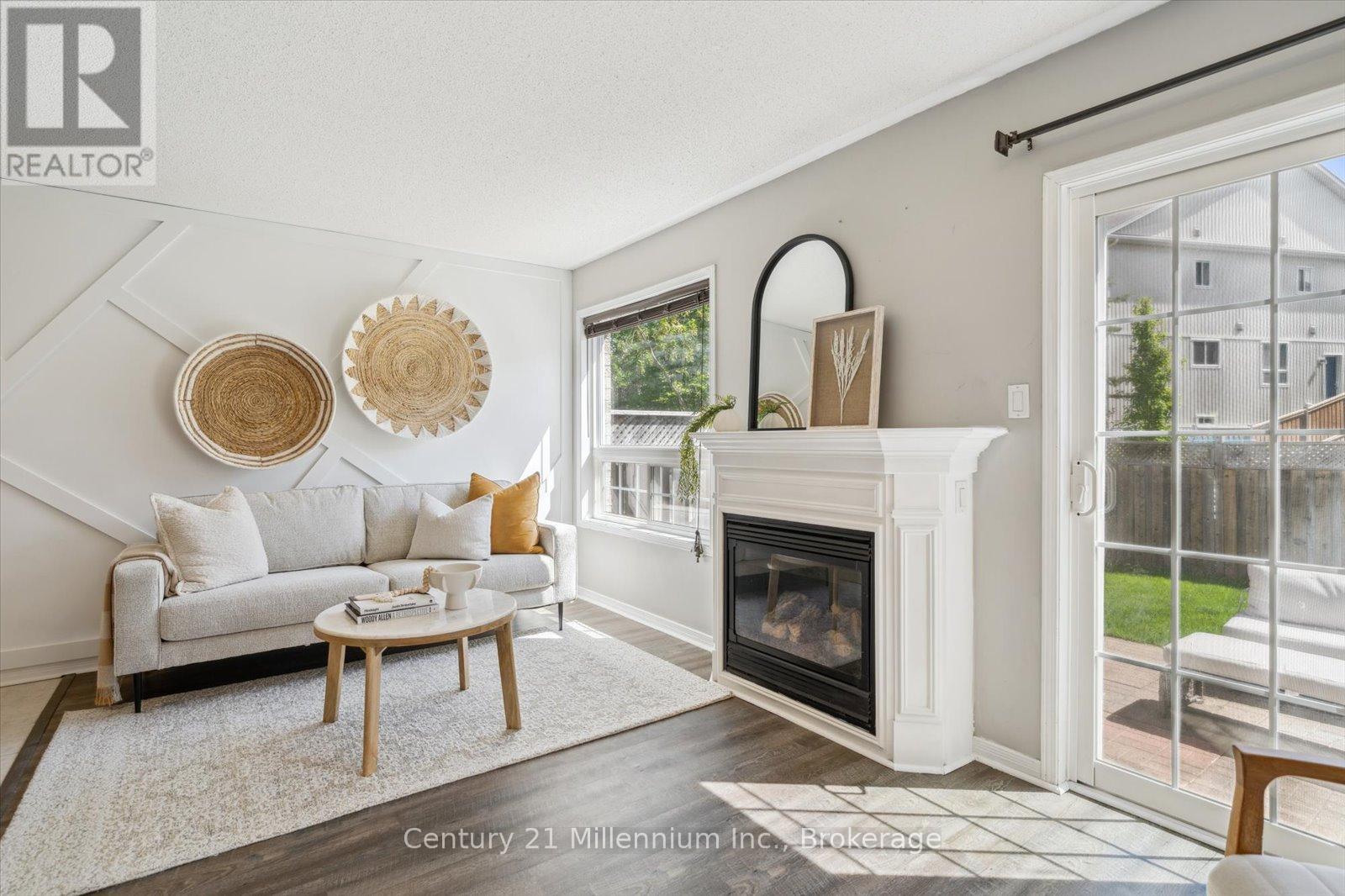 25 Hammill Heights, East Gwillimbury, Ontario  L0G 1M0 - Photo 10 - N12227126