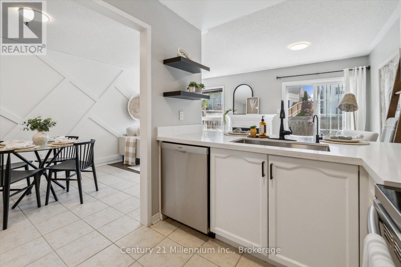 25 Hammill Heights, East Gwillimbury, Ontario  L0G 1M0 - Photo 19 - N12227126
