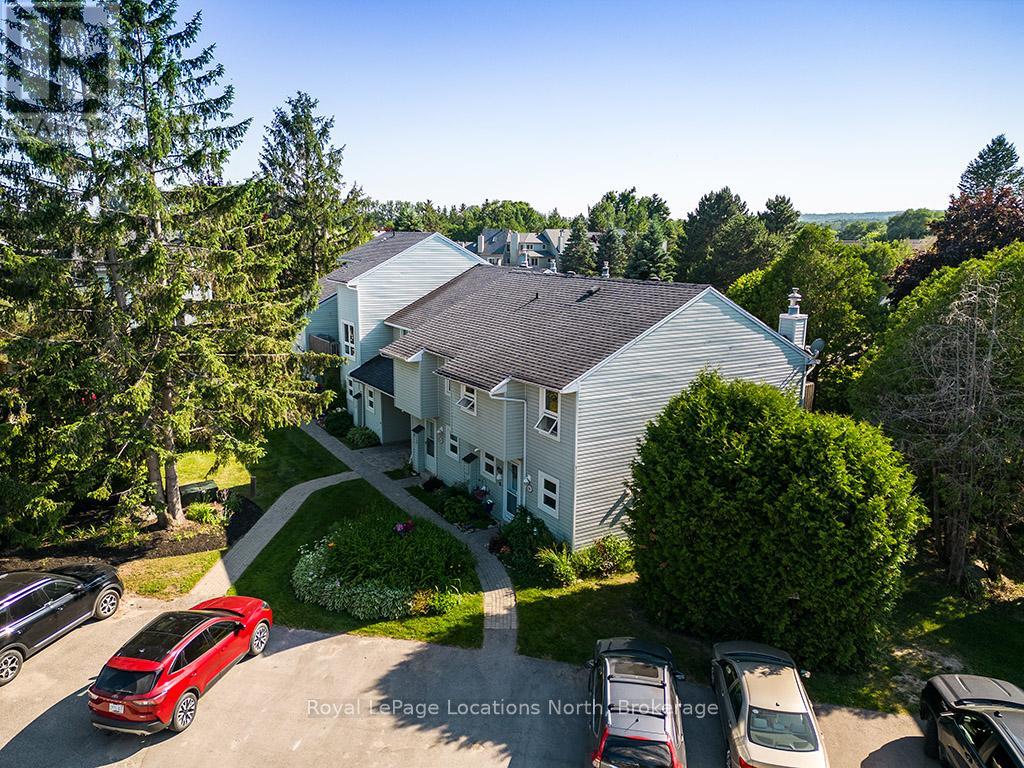 64 - 127 Alfred Street W, Blue Mountains, Ontario  N0H 2P0 - Photo 3 - X12227080
