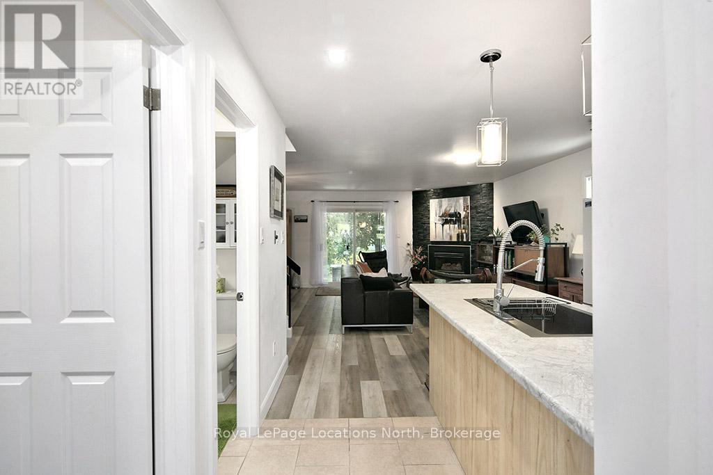 64 - 127 Alfred Street W, Blue Mountains, Ontario  N0H 2P0 - Photo 7 - X12227080