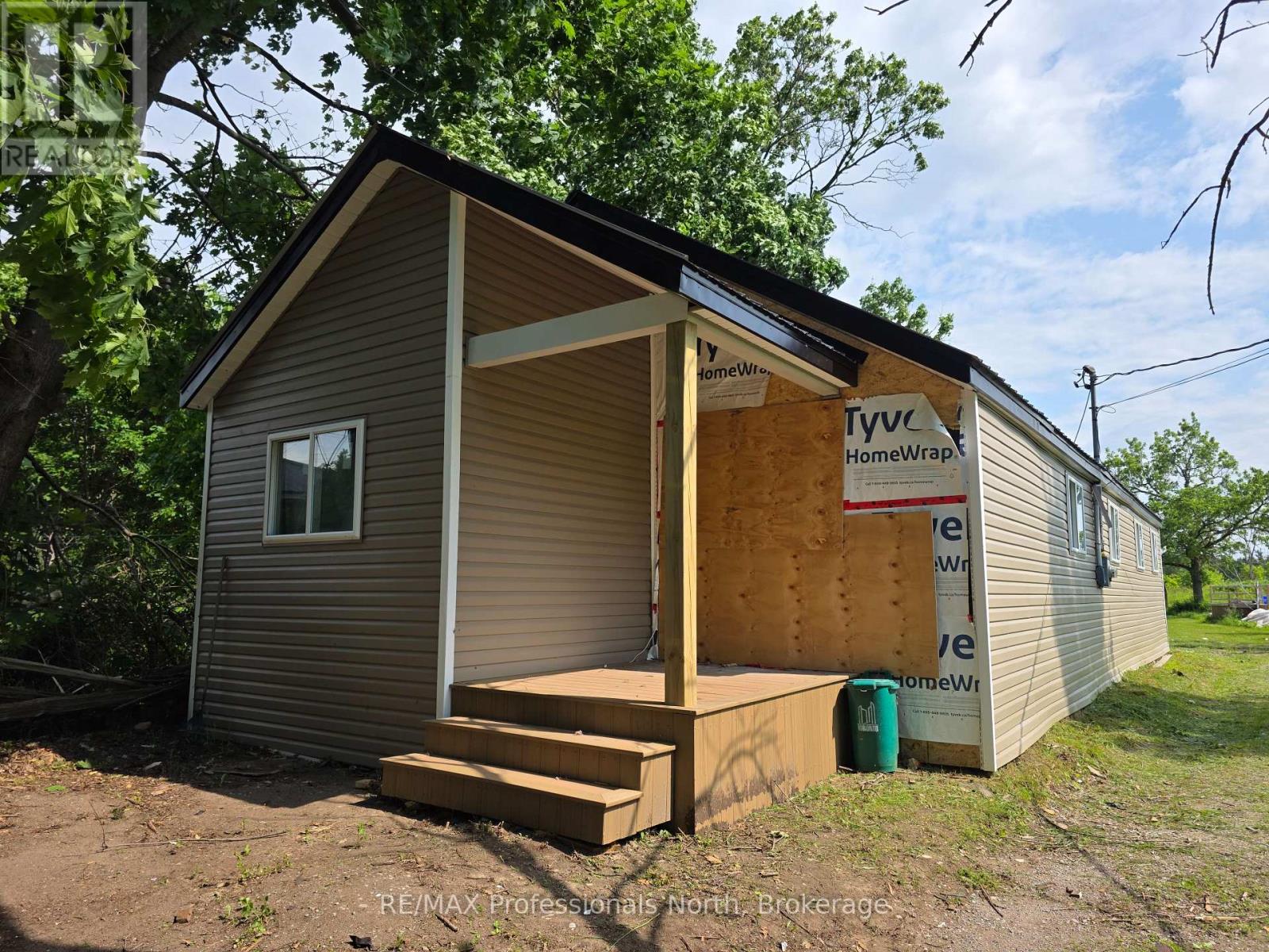 298 County Road 8, Kawartha Lakes, Ontario  K0M 1N0 - Photo 1 - X12227168