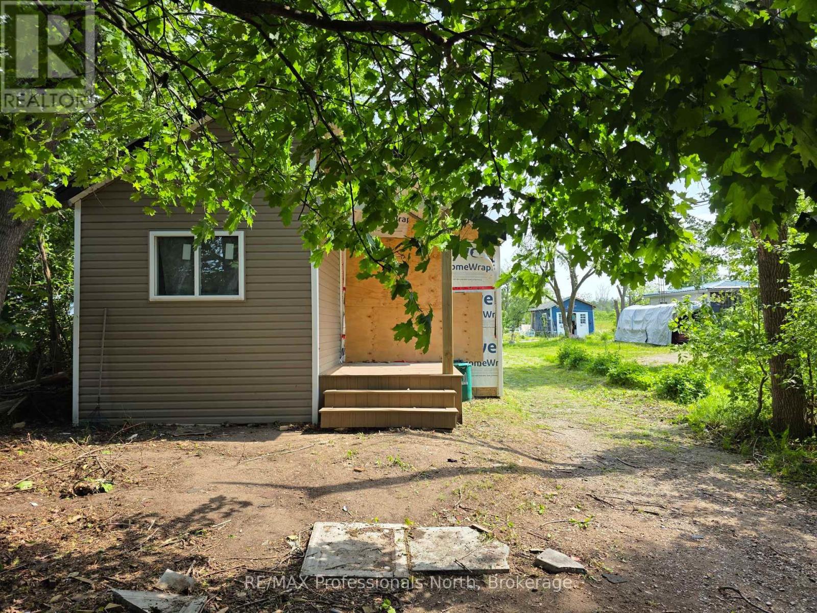 298 County Road 8, Kawartha Lakes, Ontario  K0M 1N0 - Photo 3 - X12227168