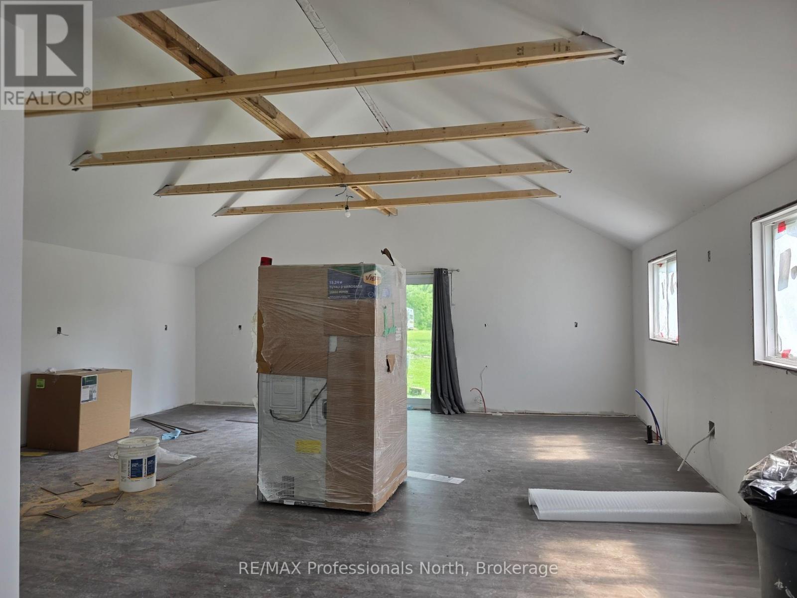 298 County Road 8, Kawartha Lakes, Ontario  K0M 1N0 - Photo 4 - X12227168