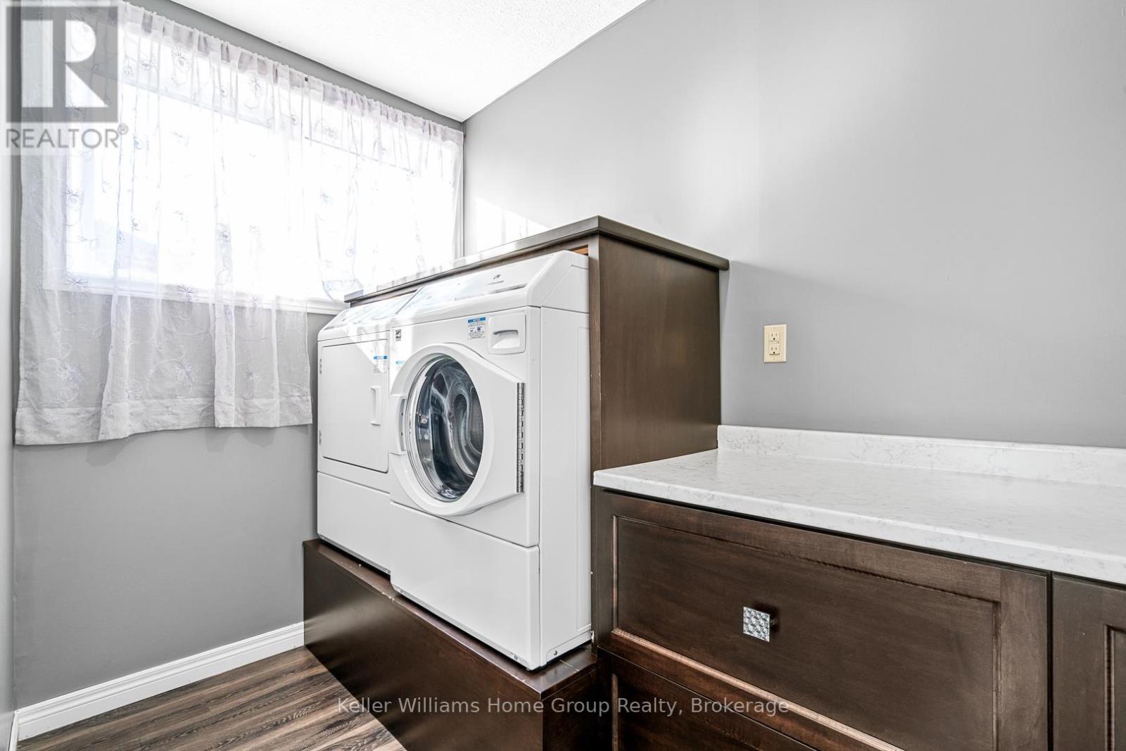 202 Ellen Street, North Perth, Ontario  N0G 1B0 - Photo 17 - X12227169