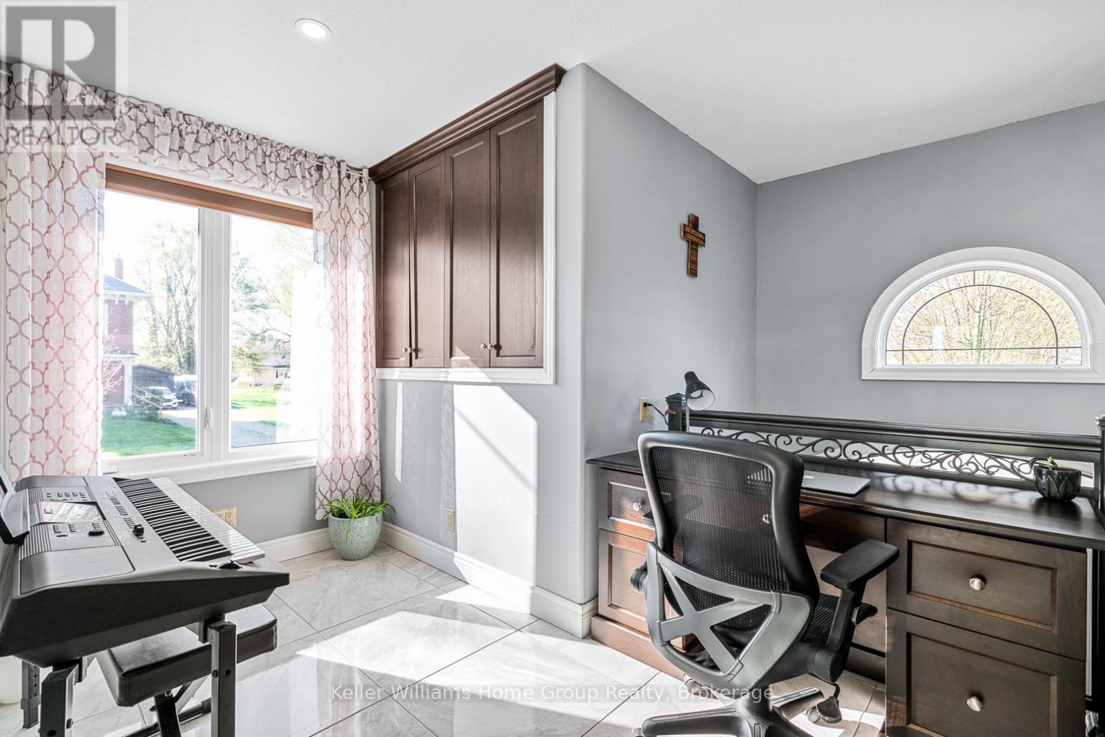 202 Ellen Street, North Perth, Ontario  N0G 1B0 - Photo 7 - X12227169