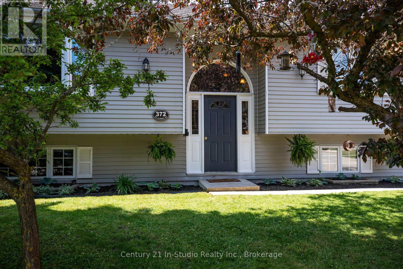 372 St Albert Street, Kincardine, Ontario  N2Z 2V3 - Photo 3 - X12227177