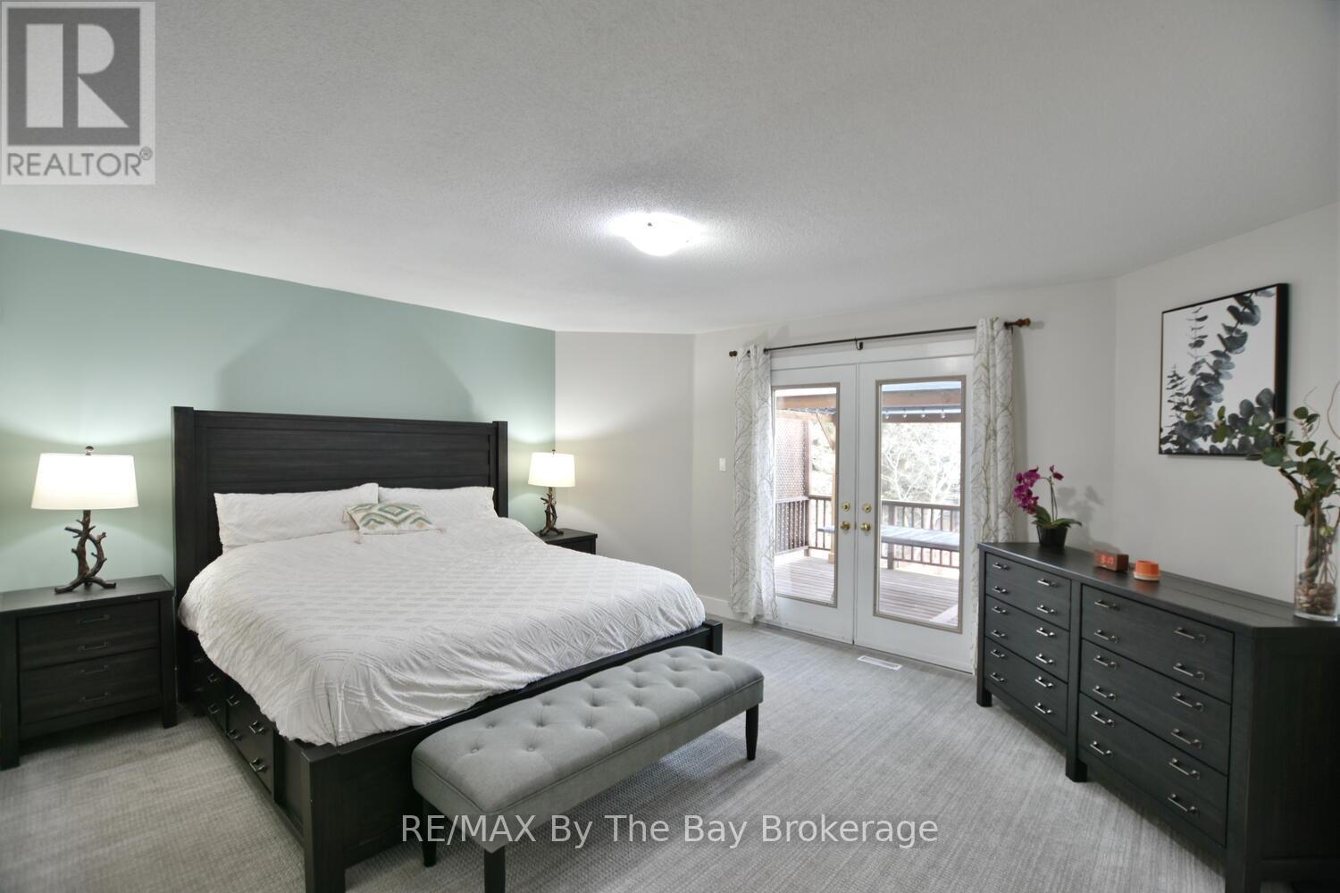 424 Ramblewood Drive, Wasaga Beach, Ontario  L9Z 1P3 - Photo 17 - S12227411