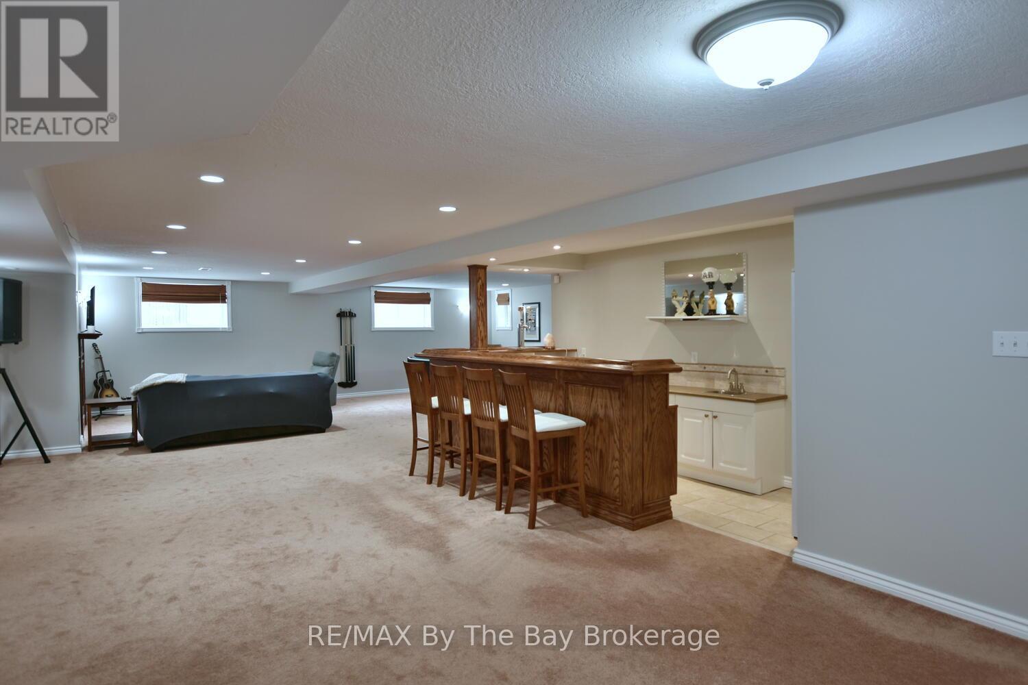 424 Ramblewood Drive, Wasaga Beach, Ontario  L9Z 1P3 - Photo 27 - S12227411