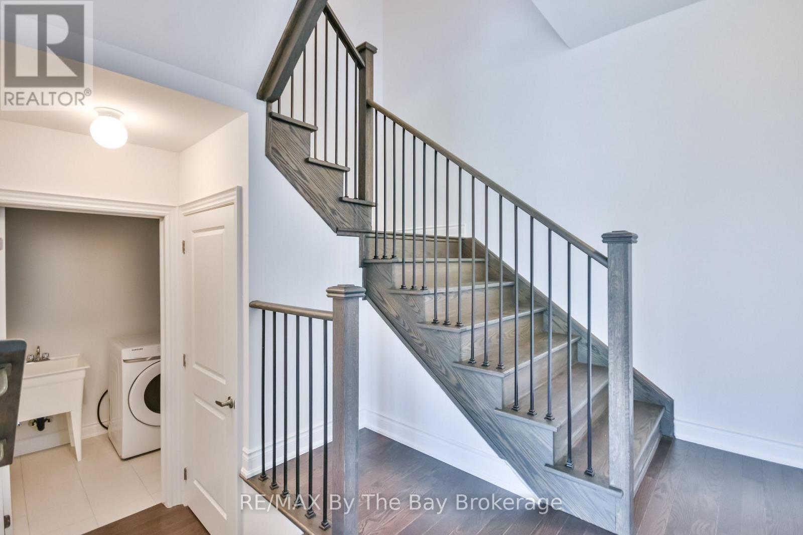 4 Misty Ridge Road, Wasaga Beach, Ontario  L9Z 0R8 - Photo 22 - S12227420