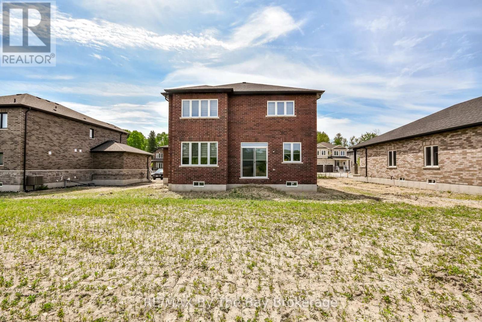 4 Misty Ridge Road, Wasaga Beach, Ontario  L9Z 0R8 - Photo 48 - S12227420