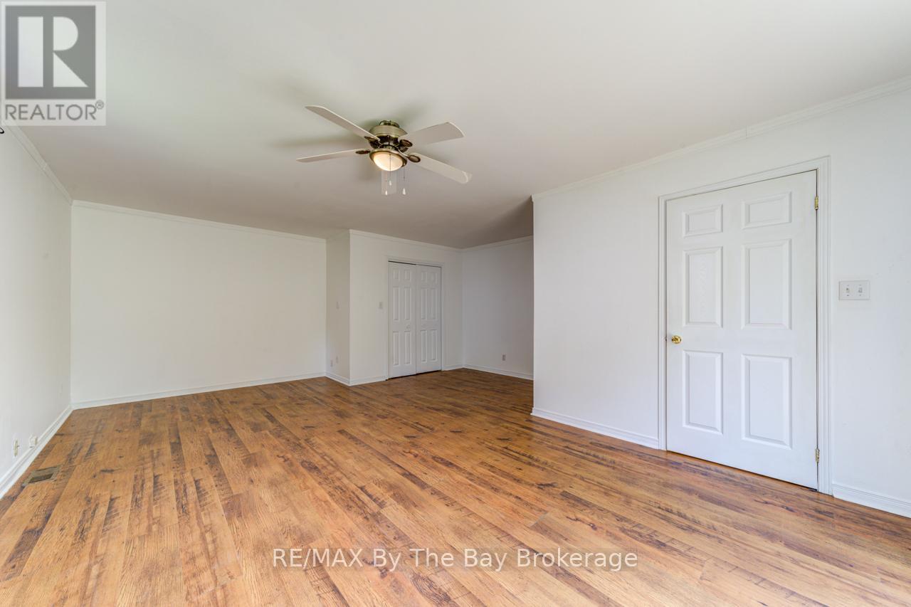 58 47th Street S, Wasaga Beach, Ontario  L9Z 1Y6 - Photo 25 - S12227440