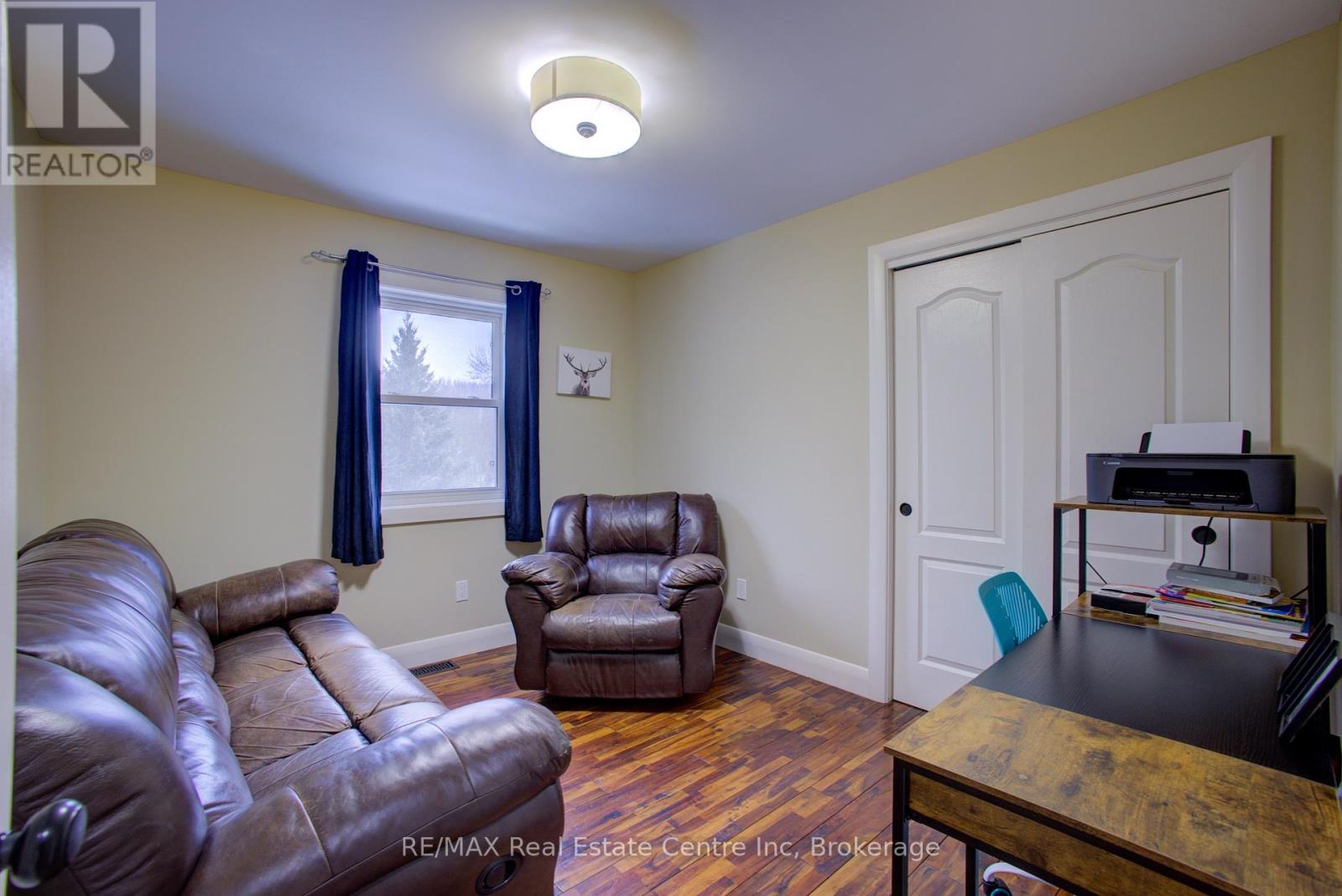 49 North Broadway Street, Centre Wellington, Ontario  N0B 1J0 - Photo 13 - X12227316