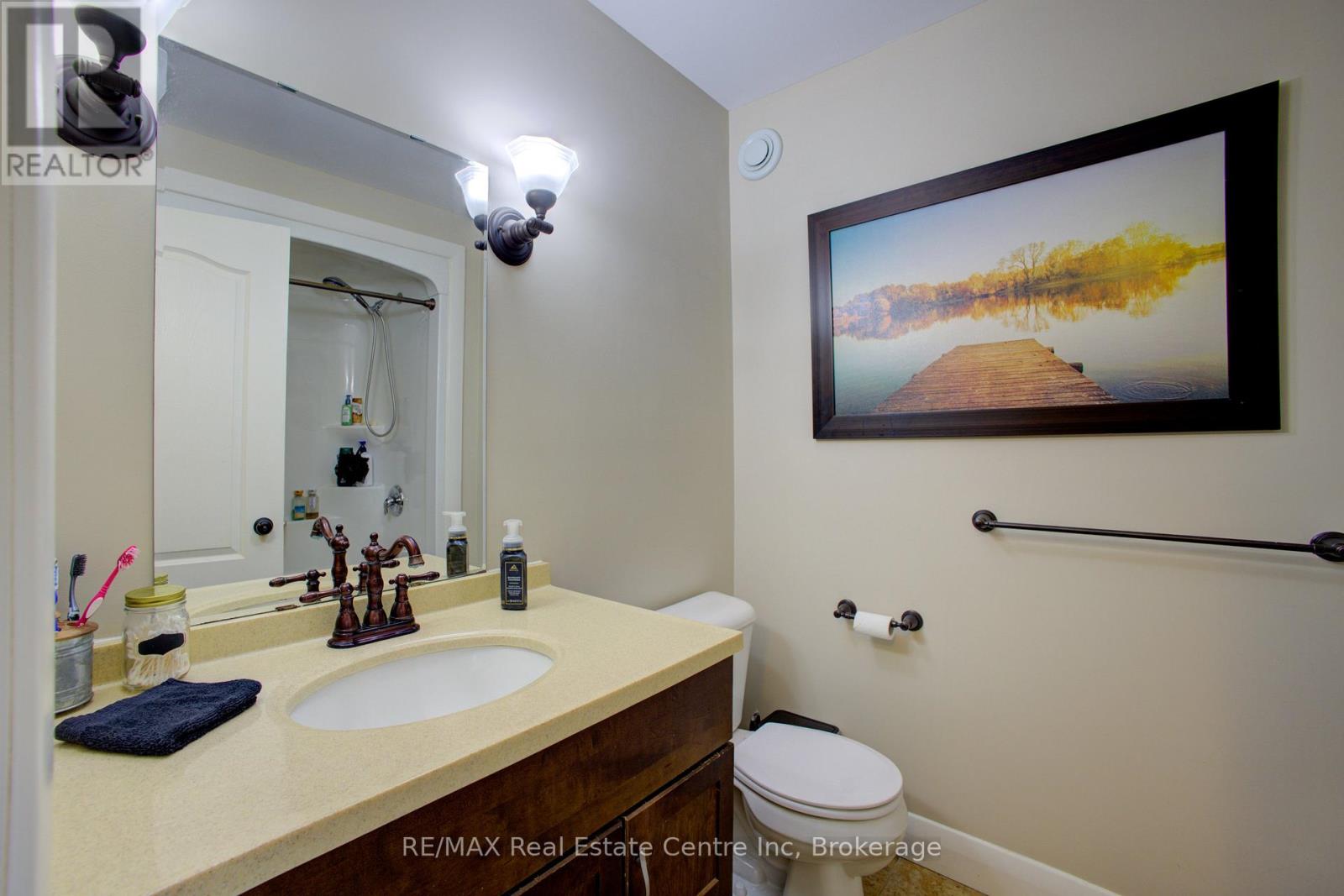 49 North Broadway Street, Centre Wellington, Ontario  N0B 1J0 - Photo 17 - X12227316