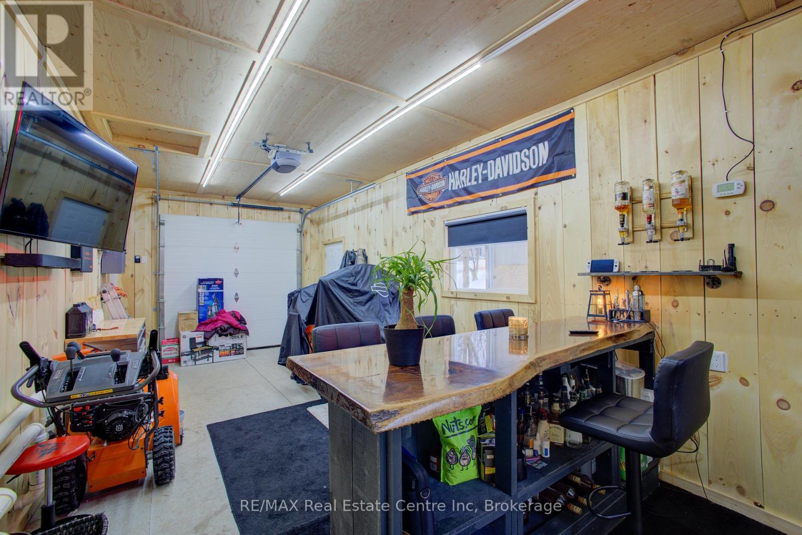 49 North Broadway Street, Centre Wellington, Ontario  N0B 1J0 - Photo 21 - X12227316
