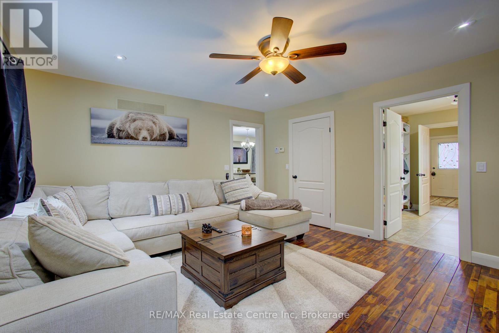49 North Broadway Street, Centre Wellington, Ontario  N0B 1J0 - Photo 8 - X12227316