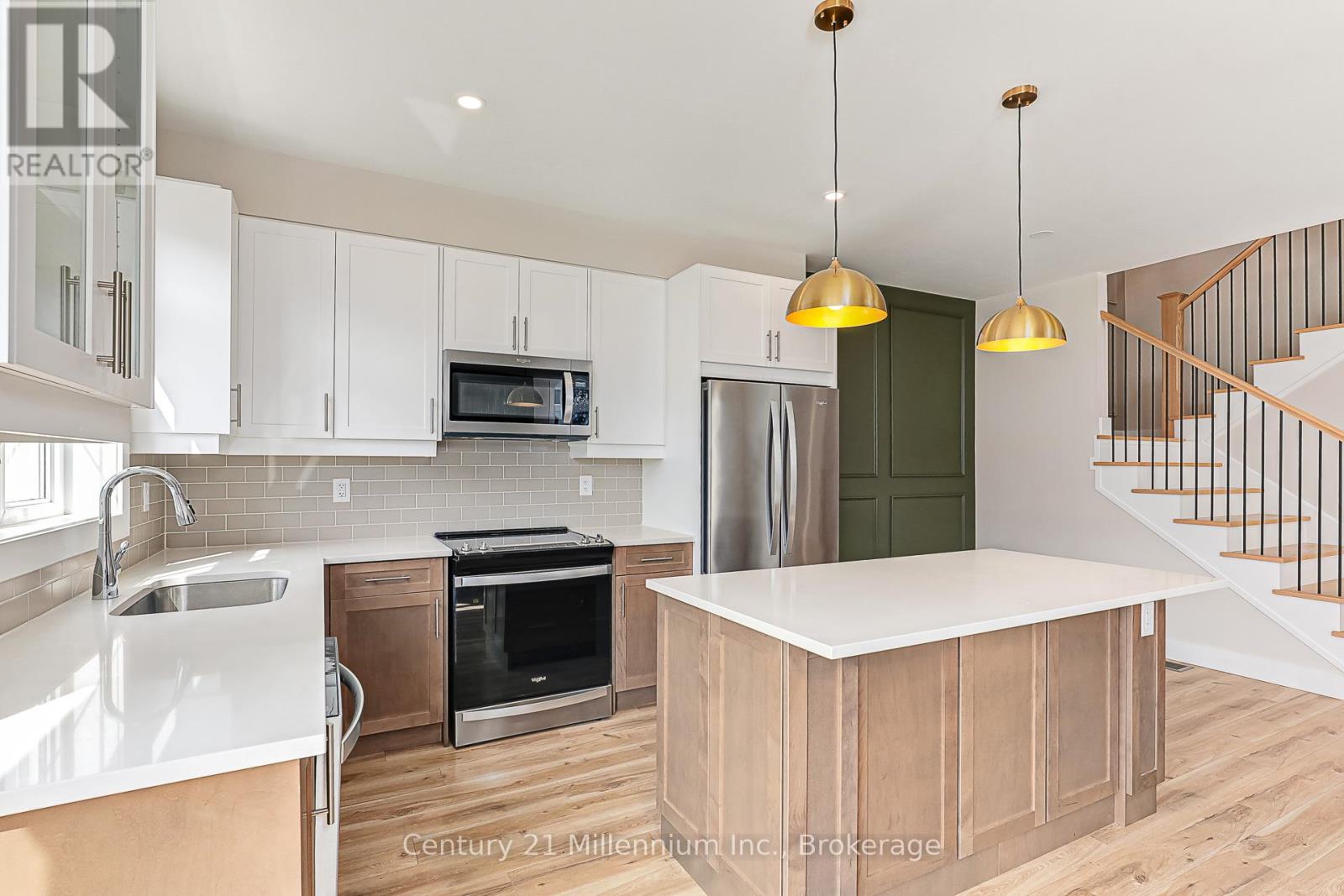 153 Courtland Street, Blue Mountains, Ontario  L9Y 0Y5 - Photo 8 - X12227422