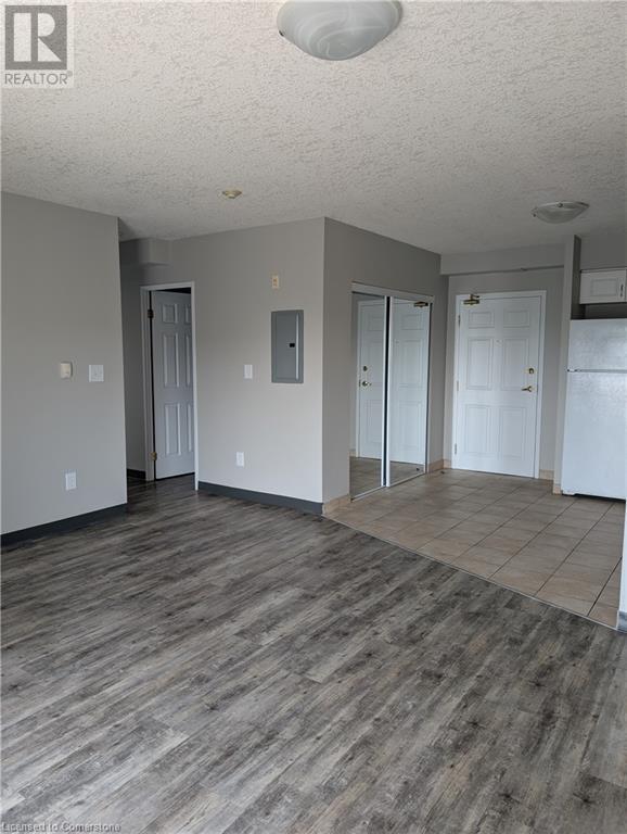 736 Old Albert Street Unit# 503, Waterloo, Ontario  N2L 6R4 - Photo 3 - 40741947