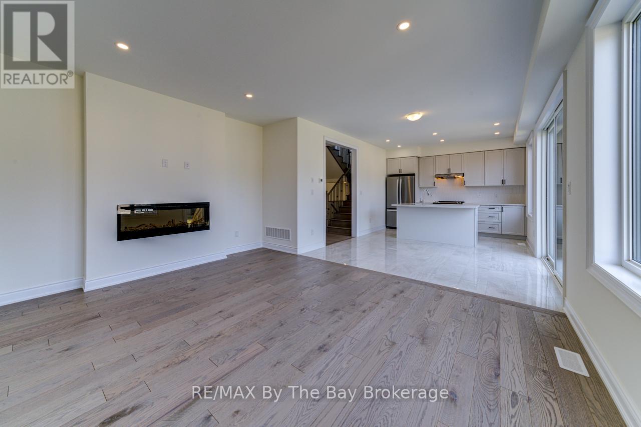 67 Nicort Road, Wasaga Beach, Ontario  L9Z 0N1 - Photo 14 - S12227480