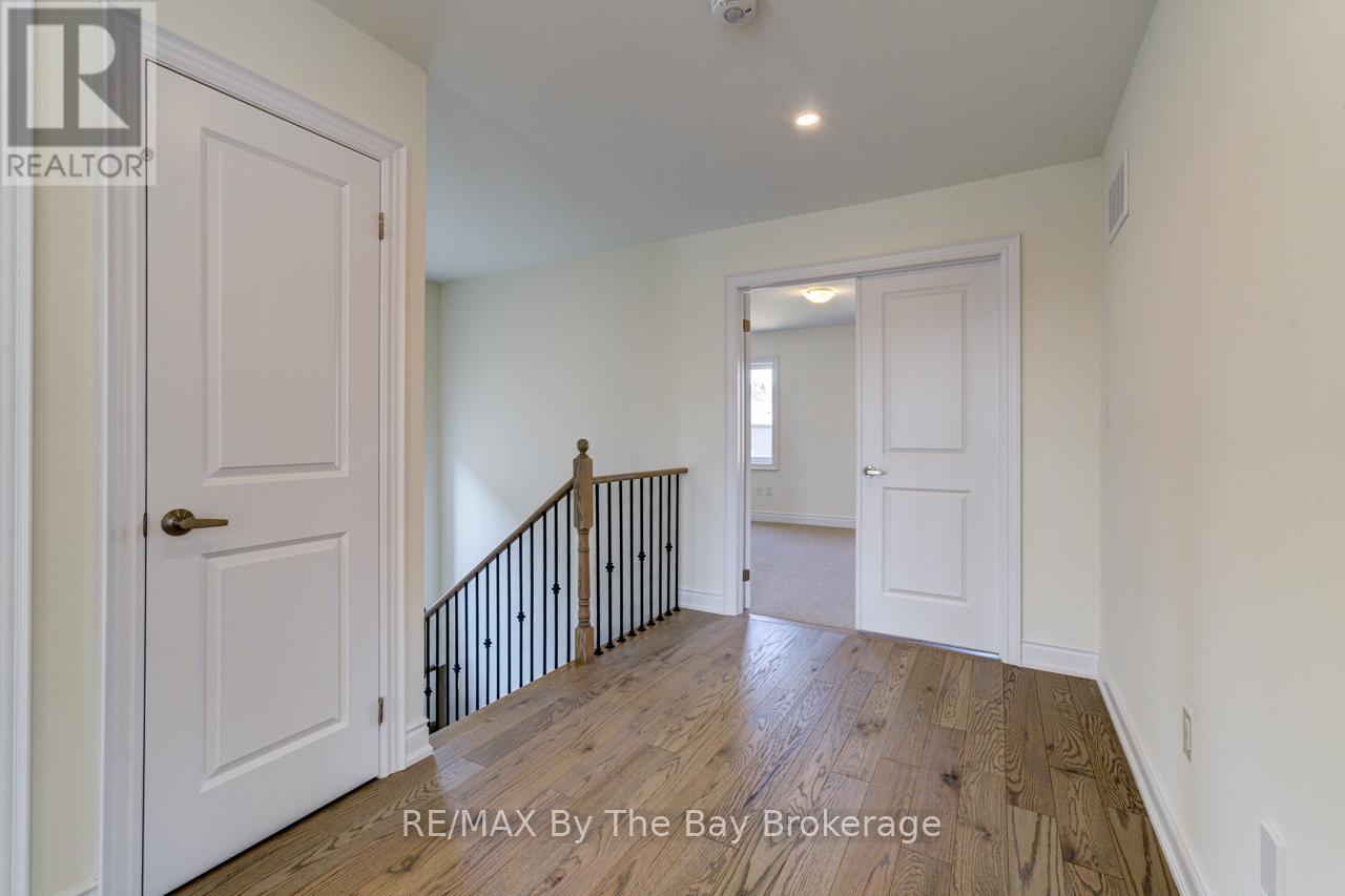 67 Nicort Road, Wasaga Beach, Ontario  L9Z 0N1 - Photo 24 - S12227480
