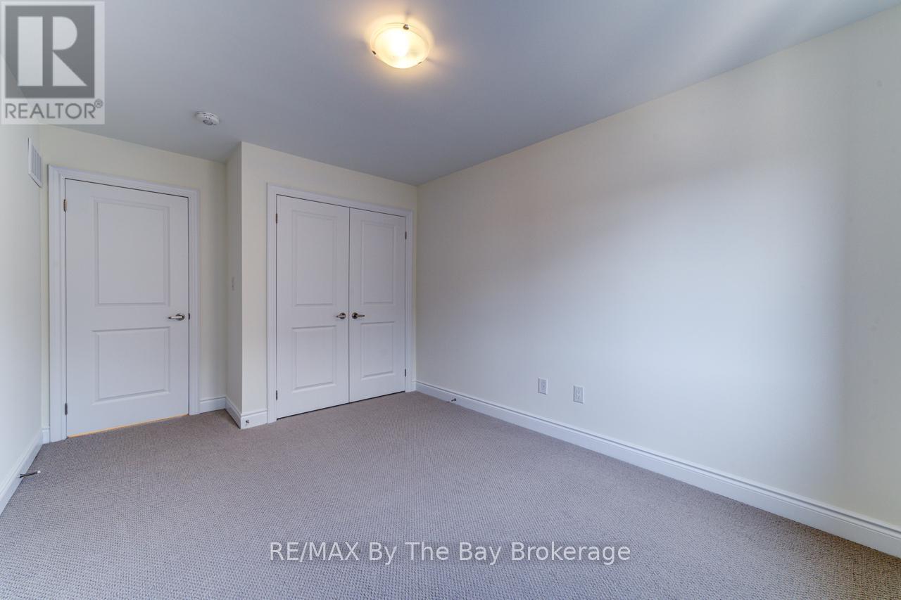 67 Nicort Road, Wasaga Beach, Ontario  L9Z 0N1 - Photo 36 - S12227480