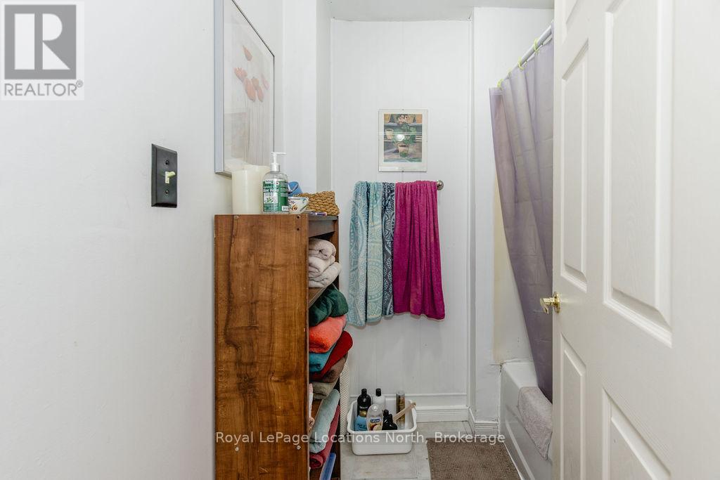 3 Peel Street, Barrie, Ontario  L4M 3K7 - Photo 11 - S12227623